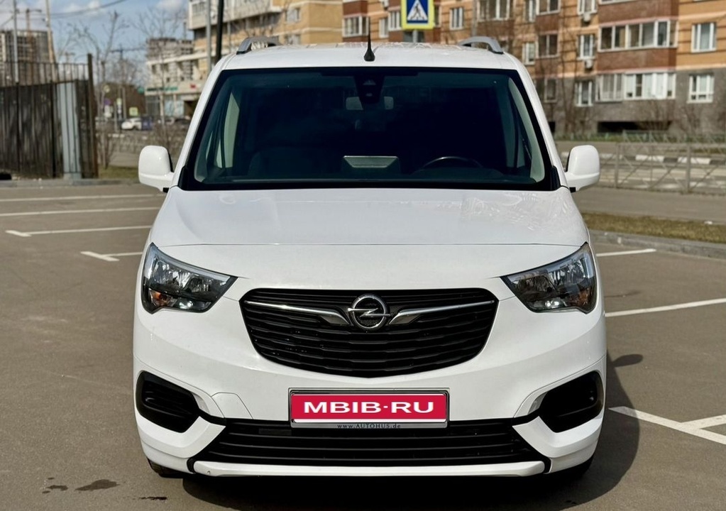 Opel Combo Life, 2019 год, 1 850 000 рублей, 8 фотография