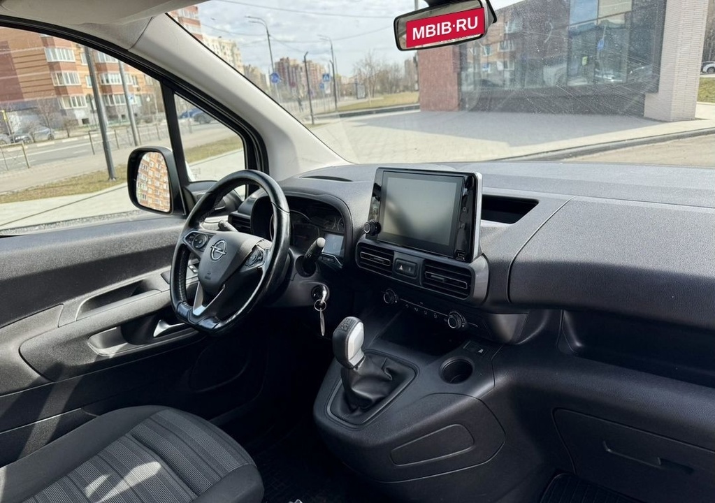 Opel Combo Life, 2019 год, 1 850 000 рублей, 3 фотография