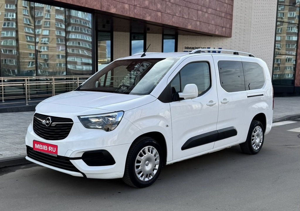 Opel Combo Life, 2019 год, 1 850 000 рублей, 2 фотография