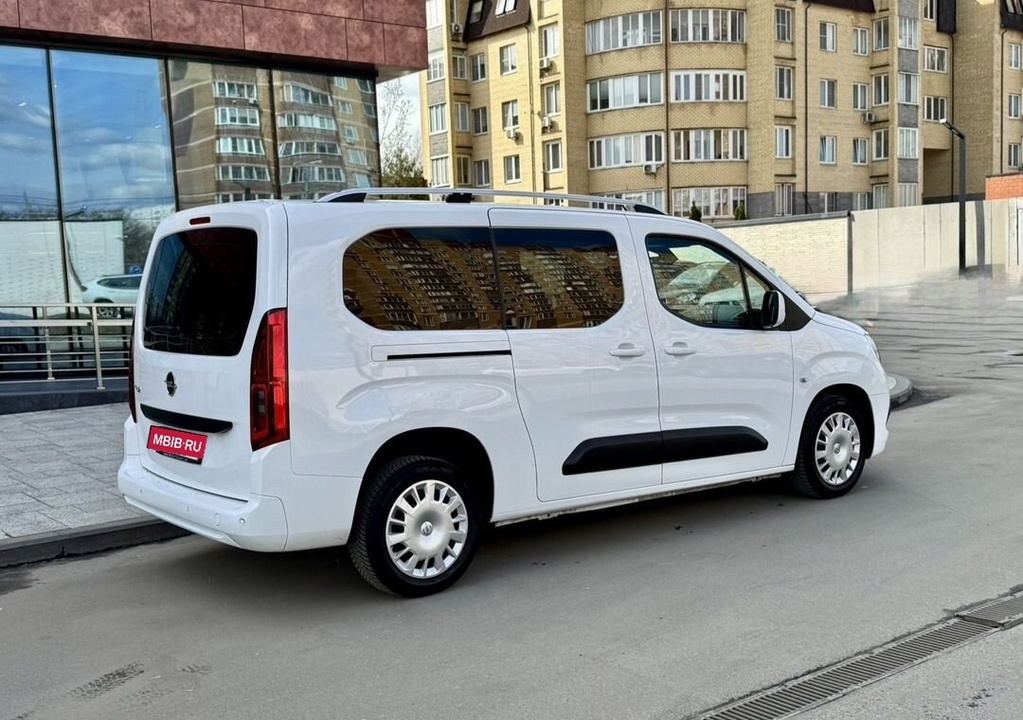 Opel Combo Life, 2019 год, 1 850 000 рублей, 20 фотография