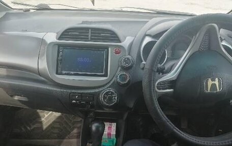 Honda Fit III, 2008 год, 630 000 рублей, 1 фотография