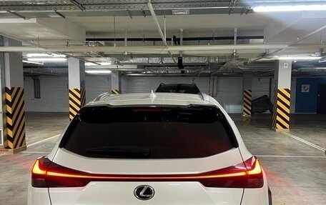 Lexus UX I, 2018 год, 3 150 000 рублей, 1 фотография
