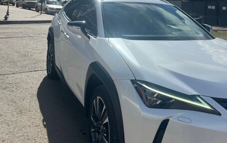Lexus UX I, 2018 год, 3 150 000 рублей, 10 фотография