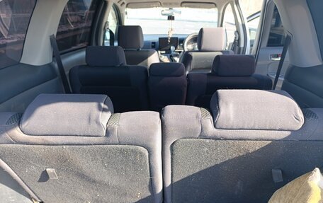 Toyota Wish II, 2003 год, 650 000 рублей, 12 фотография