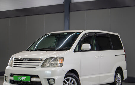 Toyota Noah III, 2002 год, 1 269 000 рублей, 2 фотография