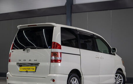 Toyota Noah III, 2002 год, 1 269 000 рублей, 3 фотография