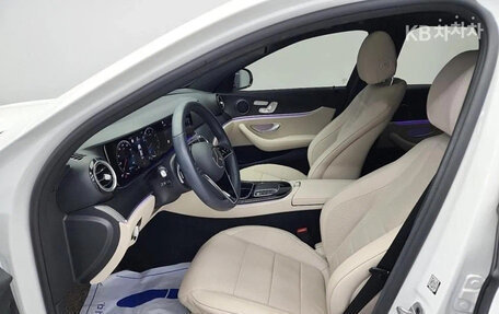 Mercedes-Benz E-Класс, 2022 год, 4 600 011 рублей, 4 фотография
