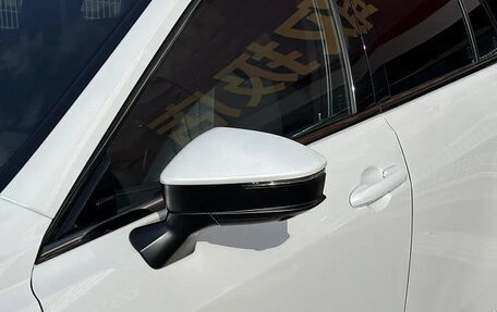 Toyota Crown, 2023 год, 5 000 000 рублей, 38 фотография