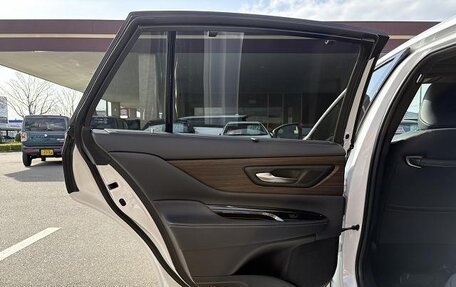 Toyota Crown, 2023 год, 5 000 000 рублей, 39 фотография