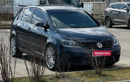 Volkswagen Golf Plus I, 2007 год, 700 000 рублей, 2 фотография