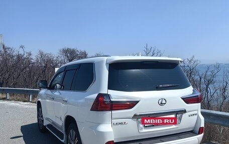 Lexus LX III, 2016 год, 7 990 000 рублей, 2 фотография