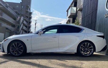 Lexus IS III, 2021 год, 3 800 000 рублей, 3 фотография