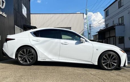 Lexus IS III, 2021 год, 3 800 000 рублей, 7 фотография