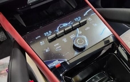 Porsche Cayenne III, 2024 год, 16 840 000 рублей, 11 фотография