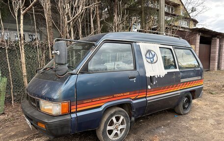 Toyota Town Ace III, 1985 год, 100 000 рублей, 5 фотография