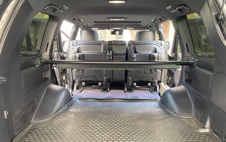 Toyota Land Cruiser 200, 2017 год, 7 600 000 рублей, 22 фотография