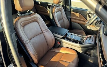 Lincoln Aviator II, 2021 год, 4 100 000 рублей, 8 фотография