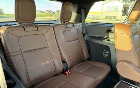 Lincoln Aviator II, 2021 год, 4 100 000 рублей, 13 фотография