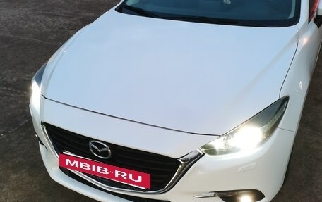 Mazda 3, 2017 год, 1 950 000 рублей, 15 фотография