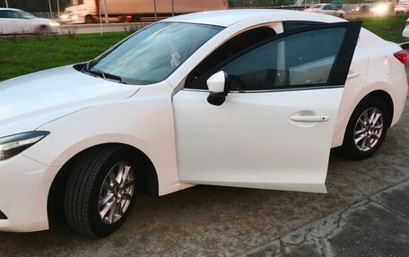 Mazda 3, 2017 год, 1 950 000 рублей, 18 фотография