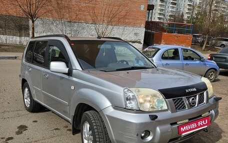 Nissan X-Trail, 2006 год, 900 000 рублей, 2 фотография