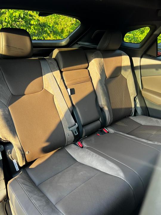 Lexus RX IV рестайлинг, 2024 год, 9 800 000 рублей, 17 фотография