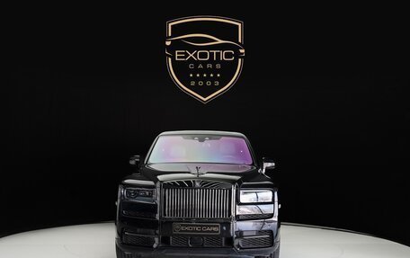 Rolls-Royce Cullinan, 2022 год, 39 900 000 рублей, 2 фотография
