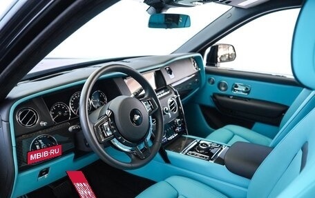 Rolls-Royce Cullinan, 2022 год, 39 900 000 рублей, 6 фотография