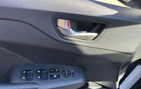 Hyundai Solaris II рестайлинг, 2019 год, 1 500 000 рублей, 12 фотография