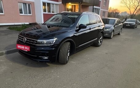 Volkswagen Tiguan II, 2018 год, 3 950 000 рублей, 4 фотография