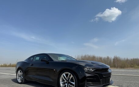 Chevrolet Camaro VI, 2022 год, 3 400 000 рублей, 2 фотография