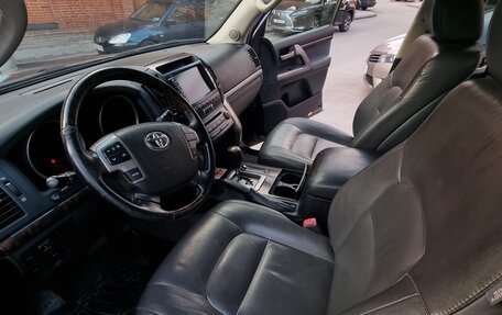 Toyota Land Cruiser 200, 2010 год, 4 500 000 рублей, 2 фотография