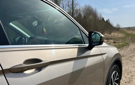 Volkswagen Tiguan II, 2018 год, 2 150 000 рублей, 5 фотография