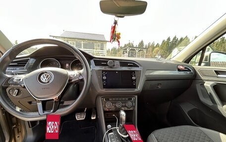 Volkswagen Tiguan II, 2018 год, 2 150 000 рублей, 26 фотография
