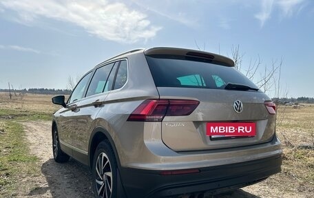 Volkswagen Tiguan II, 2018 год, 2 150 000 рублей, 28 фотография