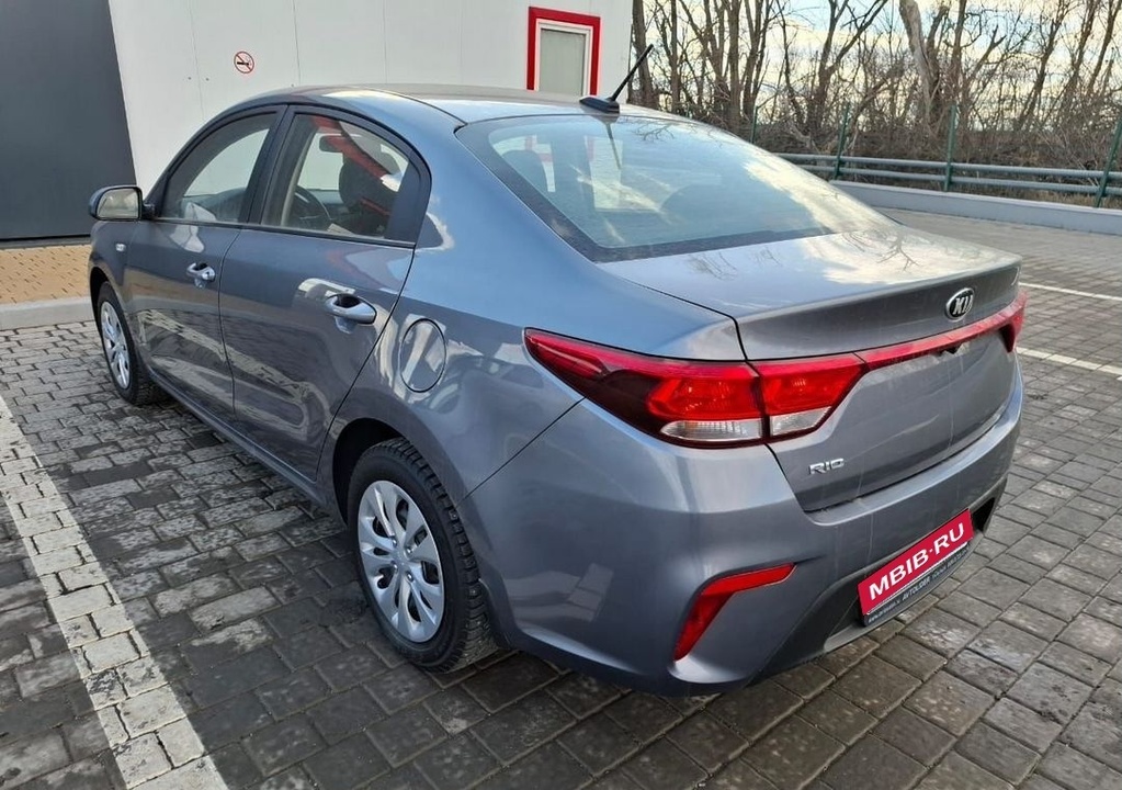 KIA Rio, 2018 год, 1 350 000 рублей, 4 фотография