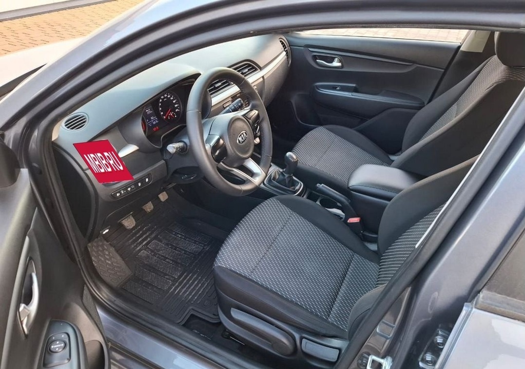 KIA Rio, 2018 год, 1 350 000 рублей, 7 фотография