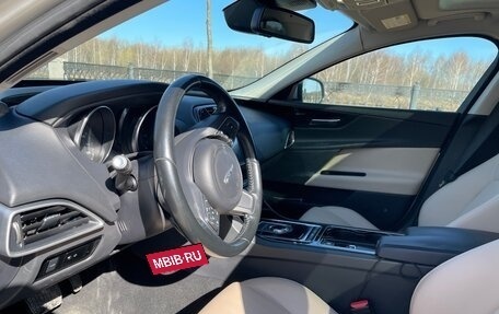 Jaguar XE I рестайлинг, 2017 год, 2 100 000 рублей, 8 фотография