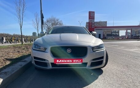Jaguar XE I рестайлинг, 2017 год, 2 100 000 рублей, 3 фотография