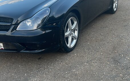 Mercedes-Benz CLS, 2004 год, 870 000 рублей, 4 фотография
