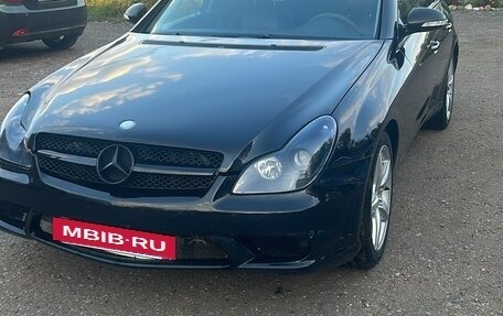 Mercedes-Benz CLS, 2004 год, 870 000 рублей, 3 фотография