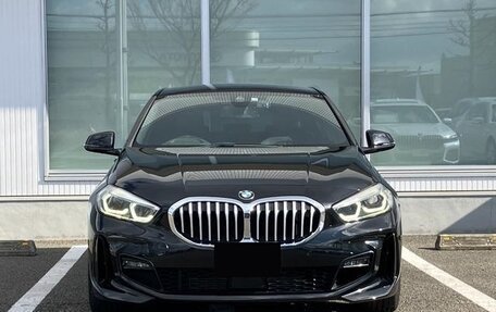 BMW 1 серия, 2020 год, 1 493 000 рублей, 2 фотография