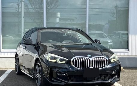 BMW 1 серия, 2020 год, 1 493 000 рублей, 1 фотография