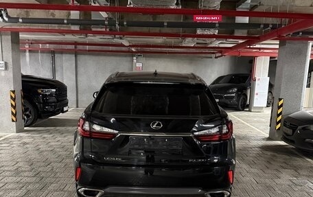 Lexus RX IV рестайлинг, 2019 год, 6 300 000 рублей, 2 фотография
