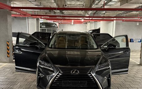 Lexus RX IV рестайлинг, 2019 год, 6 300 000 рублей, 7 фотография