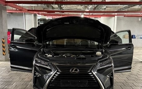 Lexus RX IV рестайлинг, 2019 год, 6 300 000 рублей, 8 фотография
