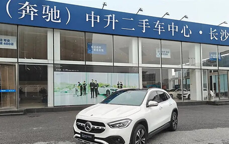 Mercedes-Benz GLA, 2022 год, 2 600 000 рублей, 2 фотография