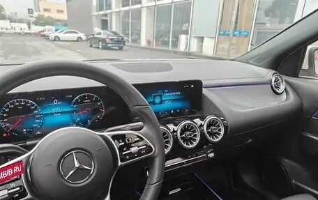 Mercedes-Benz GLA, 2022 год, 2 600 000 рублей, 16 фотография