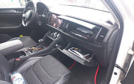 Skoda Kodiaq I, 2017 год, 2 330 000 рублей, 12 фотография