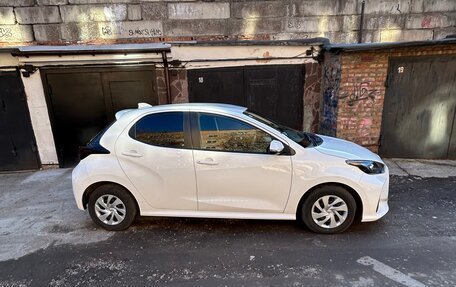 Toyota Yaris, 2020 год, 1 150 000 рублей, 5 фотография